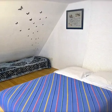 Kerarz - D'hotes Bed & Breakfast Mauron